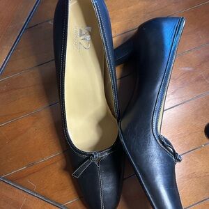 A2 By Aerosoles Black Heels Elegant Design